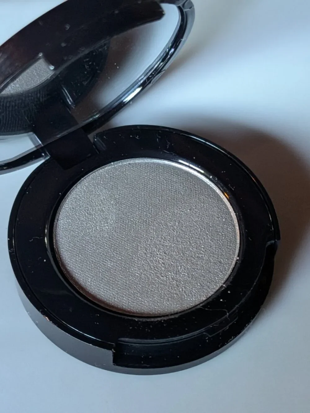 Alima Pure Refillable Pressed Eyeshadow Compact + Refill Pan in Solar